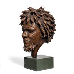 A fine bronze bust of Dougie by Vivian Mallock - 1329498