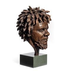 A fine bronze bust of Dougie by Vivian Mallock - 1329501