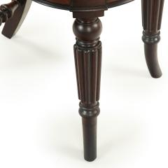 A fine pair of Regency mahogany armorial hall chairs attributed Gillows - 3345200