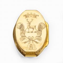 A gold and agate snuff box belonging to Anne first Duchess of Buccleuch - 2610812