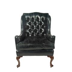 A large George III wing arm chair - 2837596