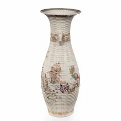 A large Meiji period Satsuma earthenware floor vase - 2344725