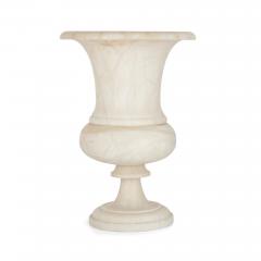 A large alabaster campagna shaped vase - 2912307