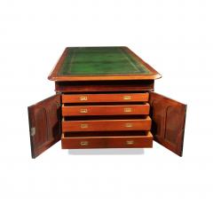 A large and imposing Victorian mahogany partners desk - 3039436