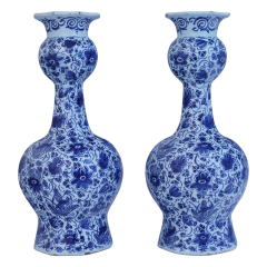 A pair of 18th century Dutch Delft Vases - 4591438