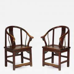 A pair of 19th Century Chinese painted horseshoe back armchairs - 2009818