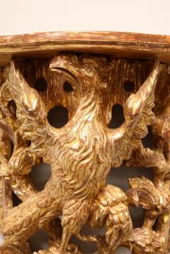 A pair of 19th century carved and gilded brackets - 3395529