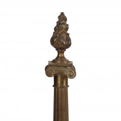 A pair of 20th Century Neoclassical Brass Andirons with Flame Finials - 2498244