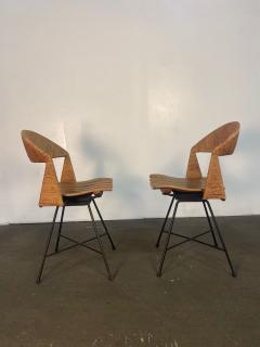 A pair of Arthur Umanoff Swiveling side chairs - 4812341
