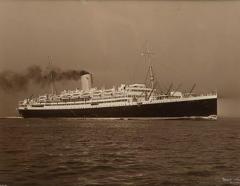 A pair of Beken of Cowes Albumen Photos of the SS Andes and SS Antares - 1360763