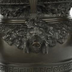 A pair of Belgian bronze urns by Luppens Brussels - 3393288
