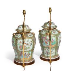 A pair of Chinese Canton Rose Medallion Vases and Covers - 1412036