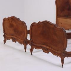 A pair of French Louis XV style walnut twin beds C 1900  - 3968915