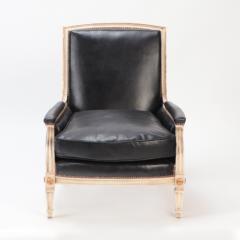 A pair of French Louis XVI style Black leather bergere armchairs  - 2534134