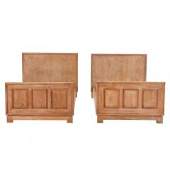 A pair of French cerused oak twin beds C 1940  - 4272073