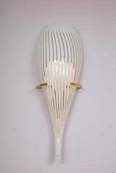 A pair of Italian mid century modern Murano glass wall sconces - 1014059