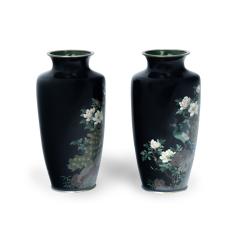 A pair of Meiji period blue cloisonne vases - 3329616
