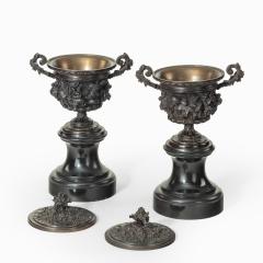 A pair of bronze vases and covers in the classical style - 2101659
