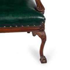 A pair of mahogany open armchairs in the style of Chippendale  - 3931725