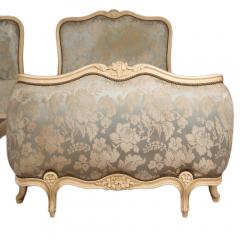 A pair of painted and carved French Louis XV style twin beds circa 1940 - 1886244