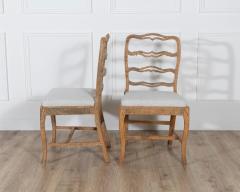 A pair of slender Gustavian chairs with smiling details Circa 1780 - 4353467