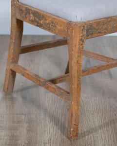 A pair of slender Gustavian chairs with smiling details Circa 1780 - 4353481