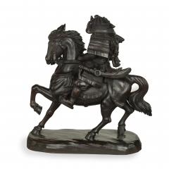 A powerful Japanese equestrian wood carving of a samurai by Yoshida Issen Isshun - 3320629