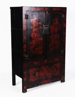 A red and black lacquered Chinese cabinet 19th C  - 2238424