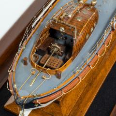 A scale model of a Watson class lifeboat circa 1931 - 2134407