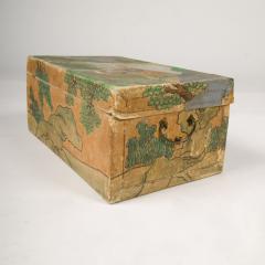 A small decorative Chinese Pig Skin trunk with brass hardware late 19th Century - 1828407