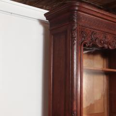 A two door Louis XV style French oak bookcase Circa 1900 - 3000529