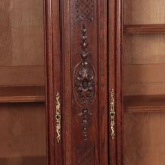 A two door Louis XV style French oak bookcase Circa 1900 - 3000530