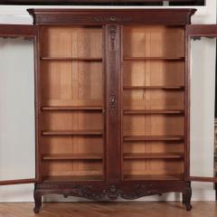 A two door Louis XV style French oak bookcase Circa 1900 - 3000536