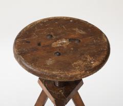 ADJUSTABLE CARPENTERS STOOL - 3997340