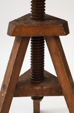 ADJUSTABLE CARPENTERS STOOL - 3997341