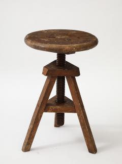 ADJUSTABLE CARPENTERS STOOL - 3997343