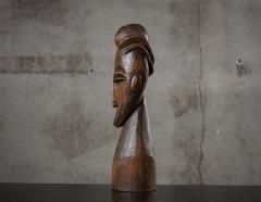AFRICAN BUST OF A WOMAN - 1018325