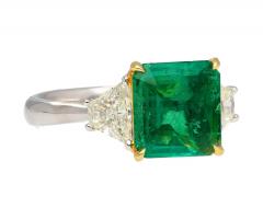 AGL Certified 2 44 Carat No Oil Colombian Emerald and Trapezoid Diamond ring - 3504959