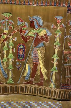 AMAZING EGYPTIAN REVIVAL GOLD ENAMELED BRASS AND GILDED WOOD LION ARM BENCH - 4501231