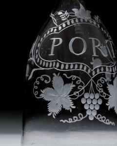 AN ELEGANTLY ENGRAVED PORT DECANTER - 4752672