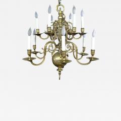 AN ENGLISH TWELVE LIGHT CHANDELIER - 2962818