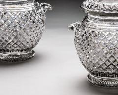 AN EXCEPTIONAL PAIR OF REGENCY CUT GLASS ICE BUCKETS - 3788042