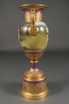 AN EXCEPTIONAL ROYAL VIENNA IRIDESCENT PORCELAIN VASE 19TH CENTURY - 3566694