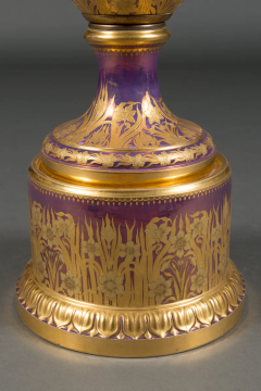 AN EXCEPTIONAL ROYAL VIENNA IRIDESCENT PORCELAIN VASE 19TH CENTURY - 3566747