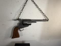 ANTIQUE OAK AND METAL GUN TRADE SIGN - 4320915