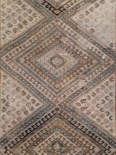 ANTIQUE PERSIAN SHIRAZ GALLERY RUG - 2431110