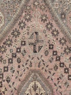 ANTIQUE PERSIAN SHIRAZ RUG - 2526426