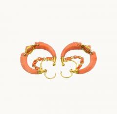 ANTIQUE VICTORIAN 18K GOLD AND CARVED CORAL HOOP EARRINGS - 2621061