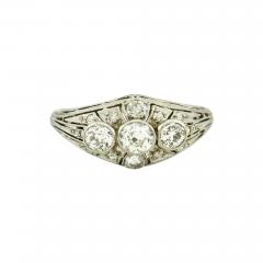 ART DECO 3 STONE DIAMOND AND PLATINUM RING - 2766506