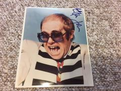 AUTOGRAPHED ELTON JOHN PHOTO - 743296